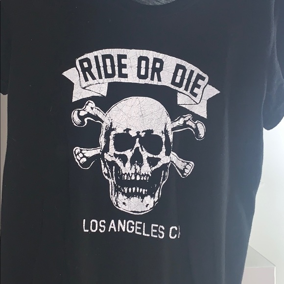 Graphic Tee - Picture 2 of 5